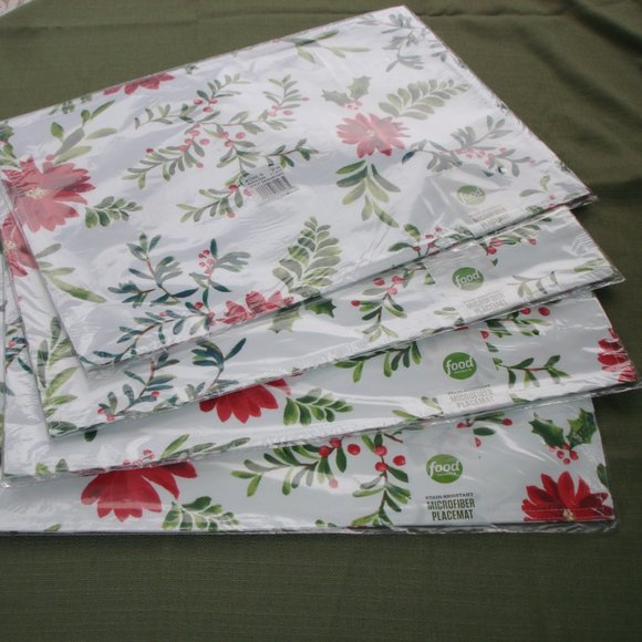 Food Network SET of 4 FABRIC PLACEMATS White Christmas Holly & Pine Poinsettia - Picture 10 of 11
